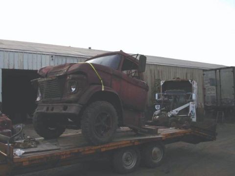 1965 Ford F-800 photo