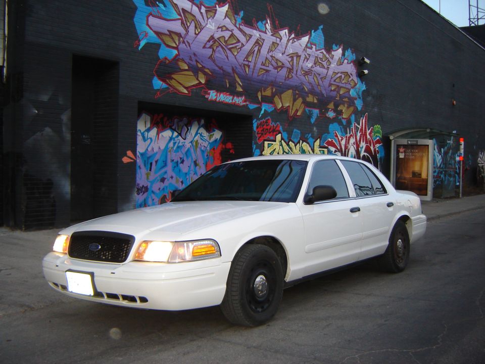 2005 Ford Crown Victoria “Vicky”