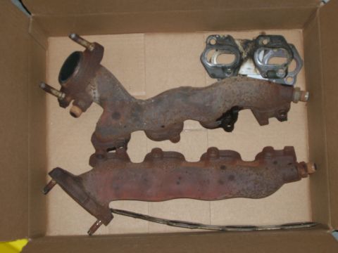 1998 Ford Mustang - Exhaust Manifolds
