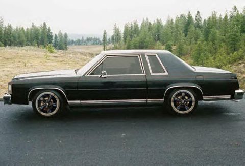 1991 Ford Crown Victoria photo