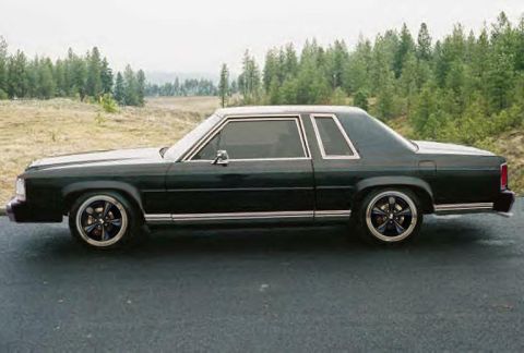 1991 Ford Crown Victoria photo