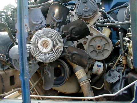 1996 Ford Bronco - SOLD Note the short (FL820S-equivalent) oil filter used with the factory oil cooler, indicated by the lower radiator hose's 2 branch hoses…