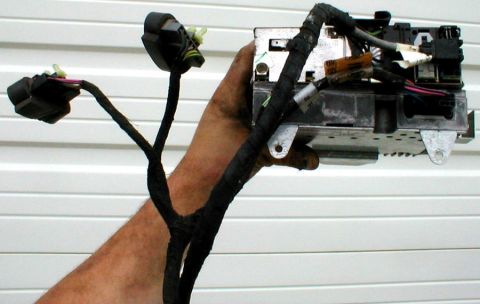 1996 Ford Bronco - SOLD Radio, Amplifier , mounting bracket, & harness The 2 connectors at the L of the pic fit the standard dash wiring harness for '92-96 tr…