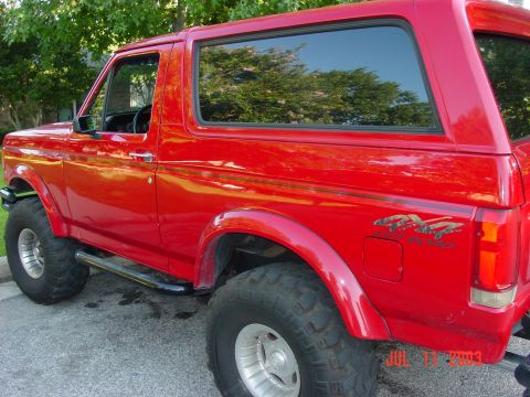 1990 Ford Bronco photo