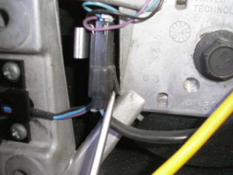 1995 Ford Bronco - Wiring and connectors are visible within the steering column assembly, with a date stamp indicating 1994.