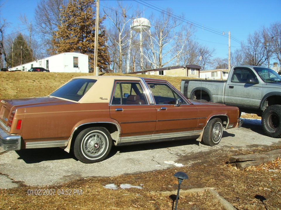 1984 Ford Crown Victoria LTD