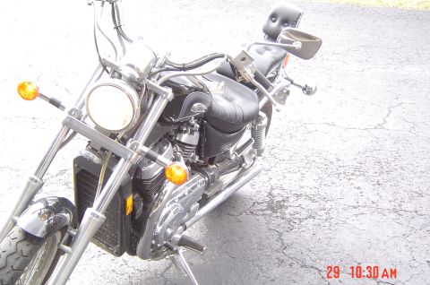 2002 Suzuki VL 1500 Intruder Classic photo