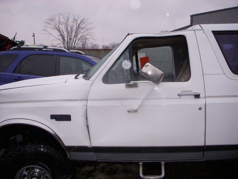 1995 Ford Bronco photo