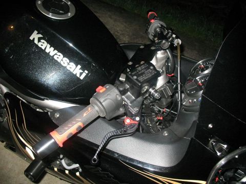 2008 Kawasaki Ninja R photo