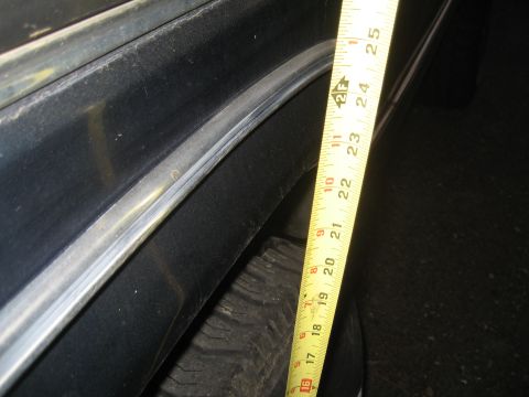 1979 Ford Bronco - rear measurement 2