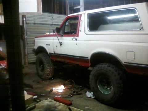 1991 Ford Bronco photo