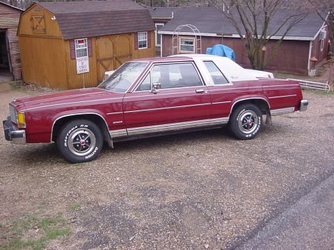 1982 Ford Crown Victoria LTD photo
