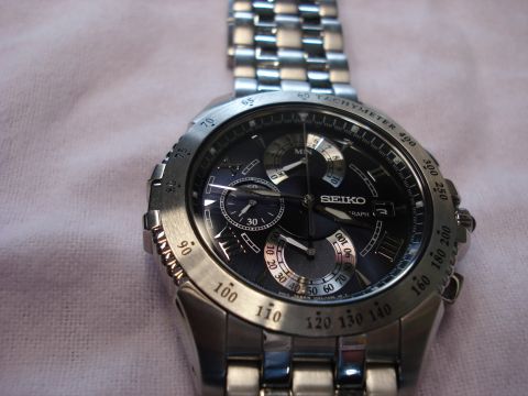 Watches - 2000 Ford Crown Victoria