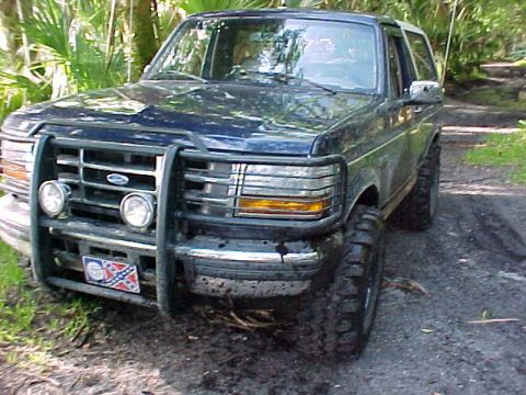 1995 Ford Bronco - Here I am at Lake George