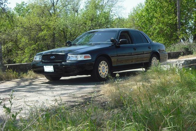 2003 Ford Crown Victoria
