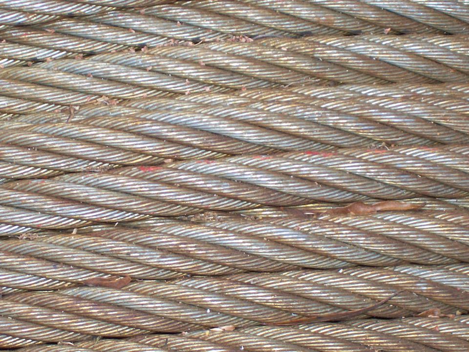 Steel cable with red markings and SuperMotors.net logo
