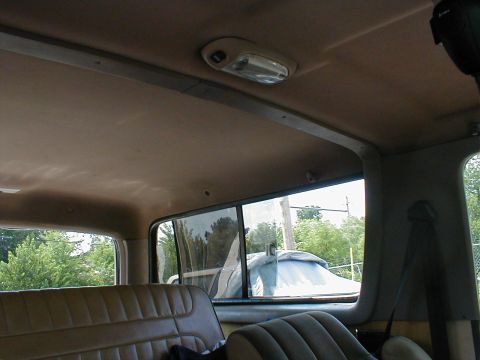 1983 Ford Bronco - '83 sliders in a '96 camper shell on an '82 body with a '99 Taurus dome lamp. [url=http://www.supermotors.net/registry/media/726814] http:/…