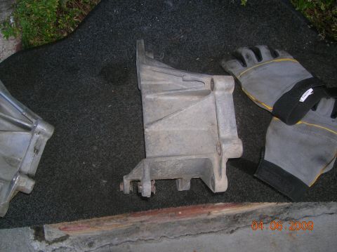 1985 Ford Bronco - old bracket