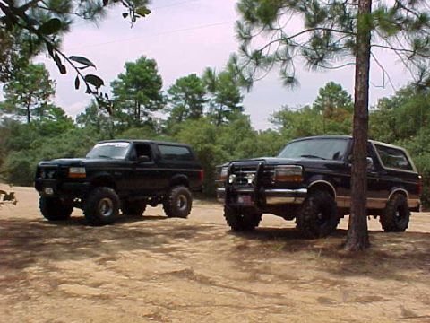 1995 Ford Bronco - Shane and I posing on the rim of the sand pit...
