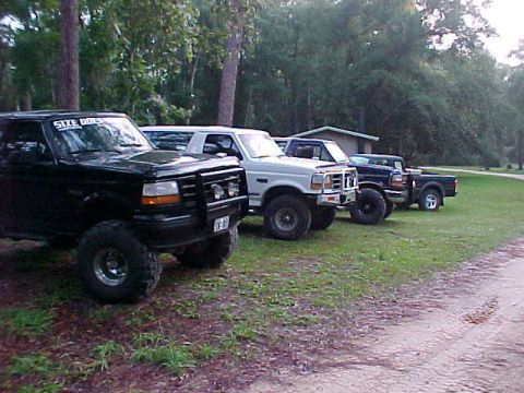1995 Ford Bronco - Another shot of us at the campground
