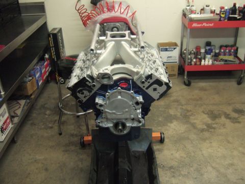 1971 Ford Mustang - Short block complete - mock up with heads and intake