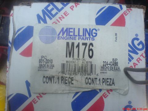 1992 Ford Crown Victoria - The box shows a Melling M176 oil pump part. The label indicates it is made in the USA and contains one piece.