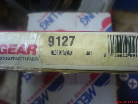 1992 Ford Crown Victoria - Box for DynaGear timing chains, part number 9127, manufactured in Taiwan.