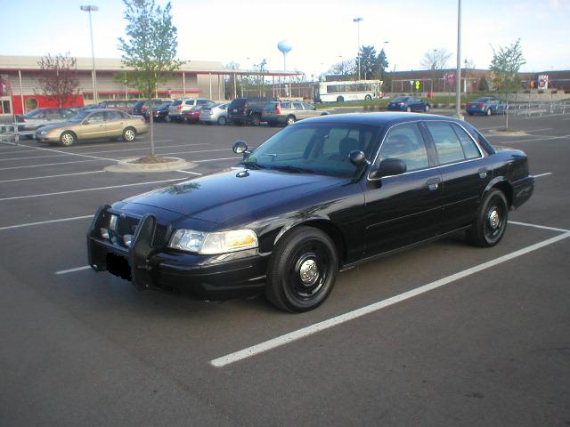 2003 Ford Crown Victoria