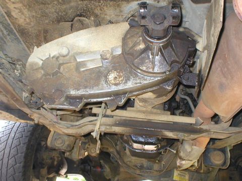 1983 Ford Bronco - Next, I dropped the skid plate, t-case shift linkage, & driveshafts.