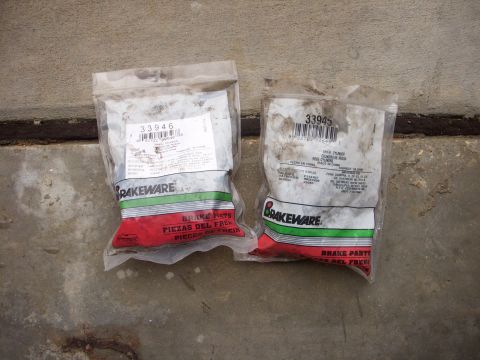 1993 Ford Bronco - Original 8.8 wheel cylinders in the DRW F-350 wheel cylinder bags. Good to have as trail spares.