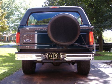 1995 Ford Bronco - Right after i bought it. The stock spare, no antenna, and no stickers, haha.