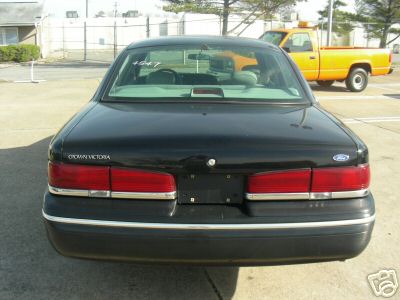1997 Ford Crown Victoria photo