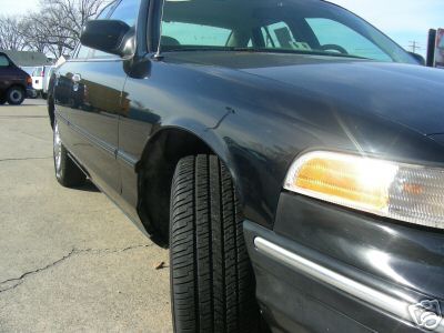 1997 Ford Crown Victoria photo
