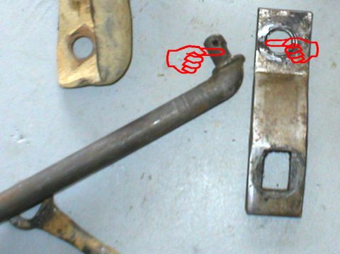 1983 Ford Bronco - Another of the MANY reasons this mechanical linkage sucks.