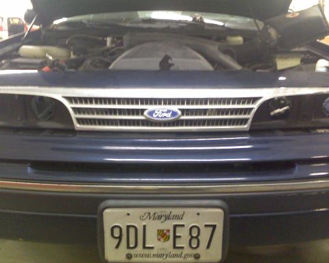 1993 Ford Crown Victoria - factory chrome grill