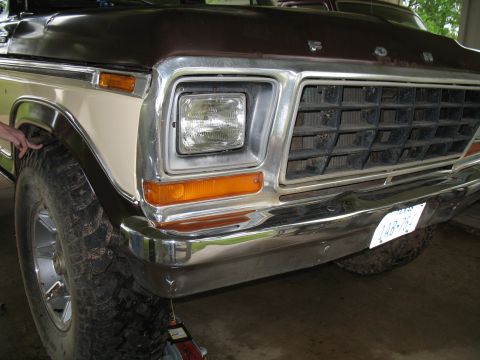 1979 Ford Bronco - See where the bumper was all pushed into the body? Also shows how they sit in the wheel well, etc...