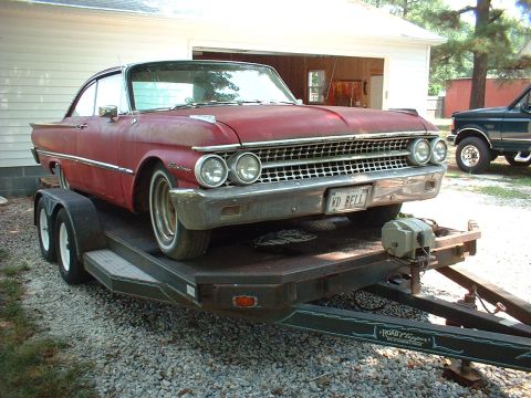 1961 Ford Starliner photo