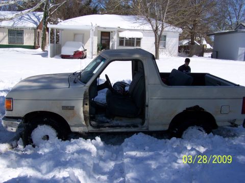 1991 Ford Bronco photo