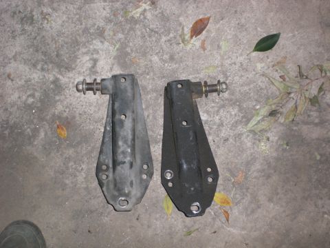 front shock mounts - 1967 Ford Mustang