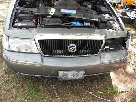 2004 Mercury Marquis “the marq”