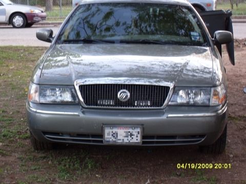 2004 Mercury Marquis “the marq”
