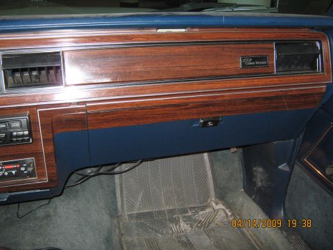 1985 Ford LTD photo