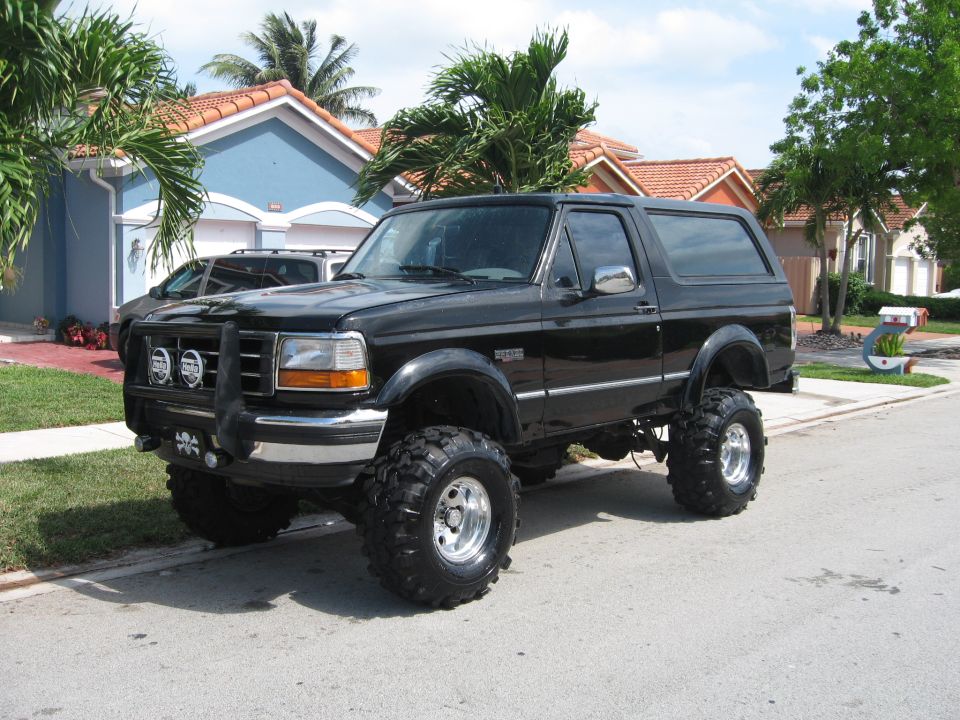 1994 Ford Bronco “ANUBIS”