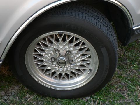 1990 Lincoln Mark VII - Stock 16x7 LSC rims