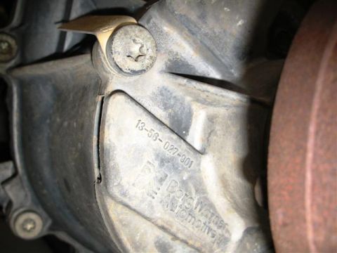 1992 Ford Bronco - BorgWarner Automotive transfer case part number 13-56-027-901.