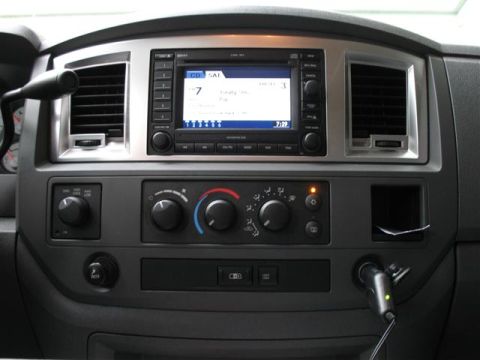 2008 Dodge 1500 - just a before shot of the screen. Best picture I could get with the bright sun.