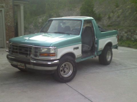 1994 Ford Bronco photo