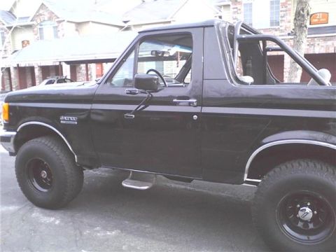 1988 Ford Bronco photo