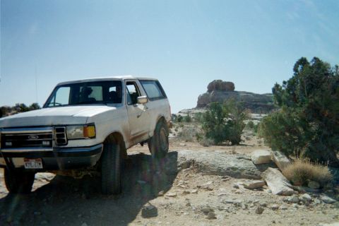 1989 Ford Bronco photo