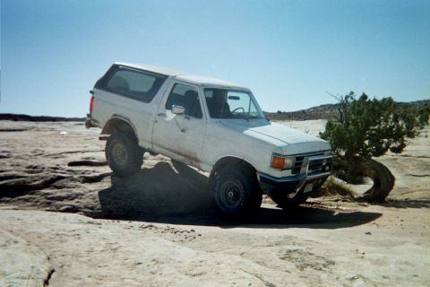 1989 Ford Bronco photo
